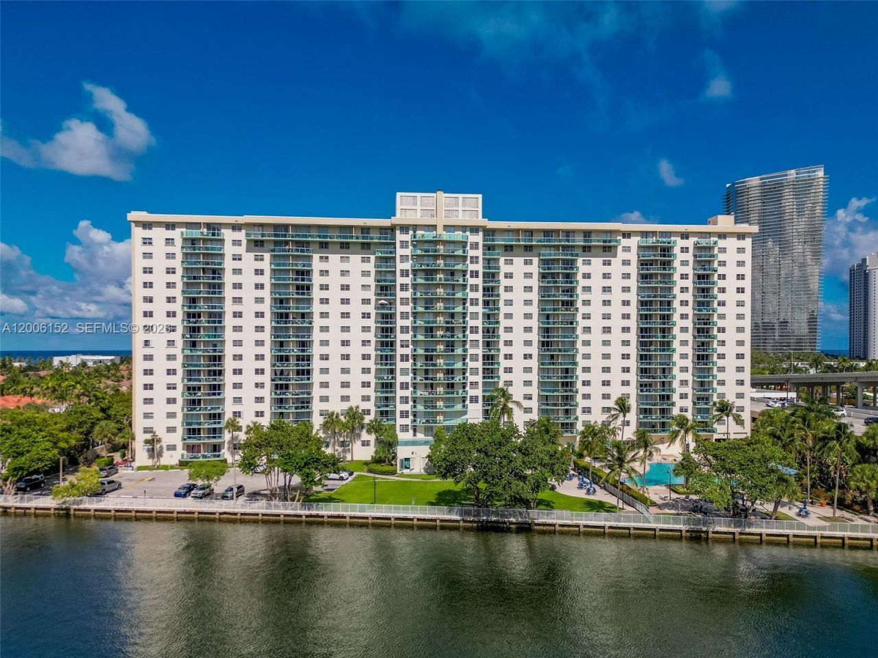 19390 Collins Ave , Unit 1410, Sunny Isles Beach, FL 33160 Photo