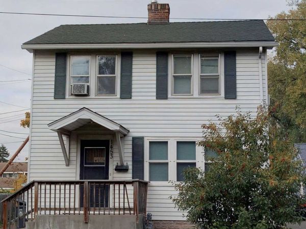 1453 7th Street E, Saint Paul, MN 55106