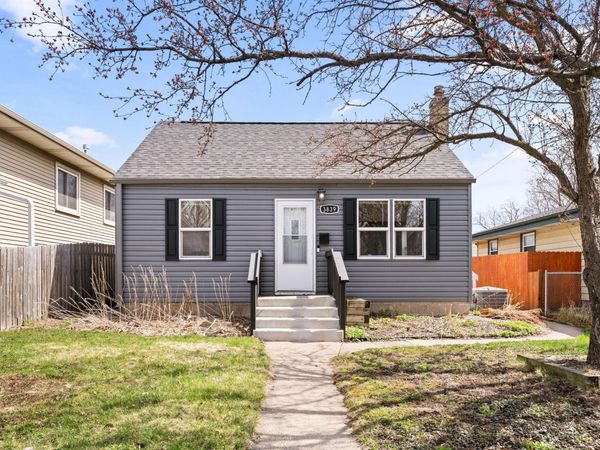 3839 2nd Street NE, Columbia Heights, MN 55421