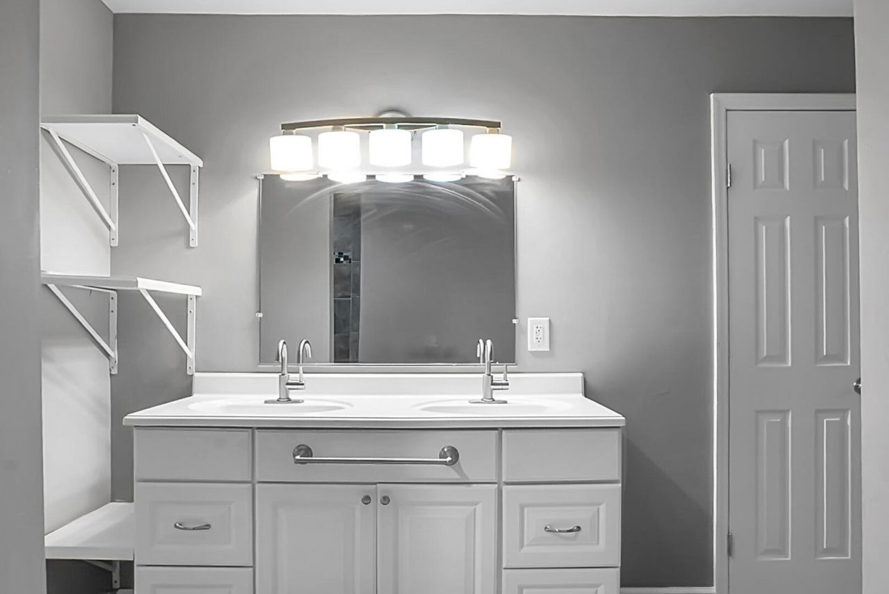 127 Lancer Drive Photo 19