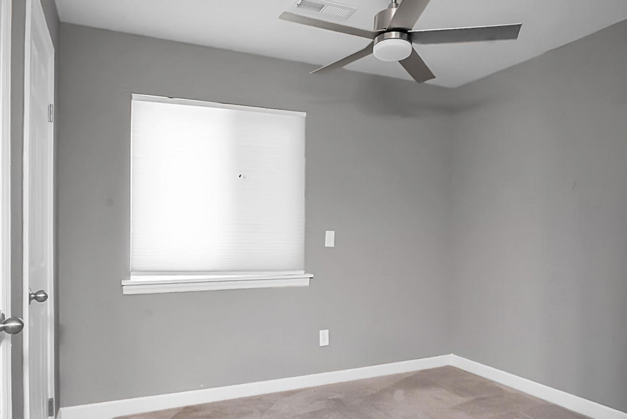 127 Lancer Drive Photo 24