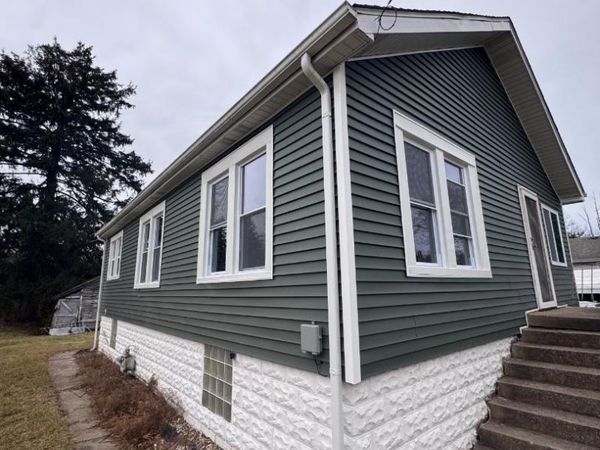 2804 Belmont Street , Portage, IN 46368