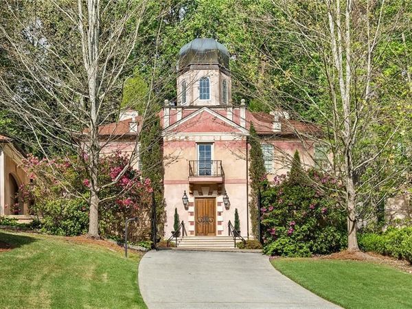 2740 Northside NW Drive N, Atlanta, GA 30305