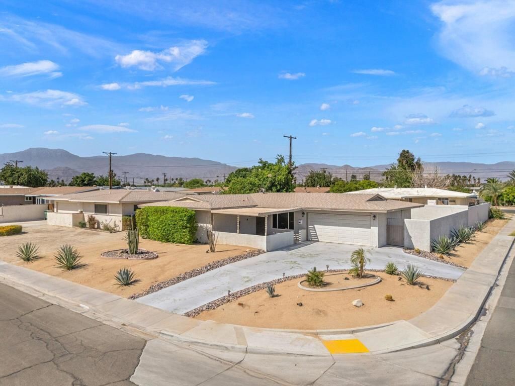 44671 Swingle Avenue, Indio, CA 92201 Main Photo