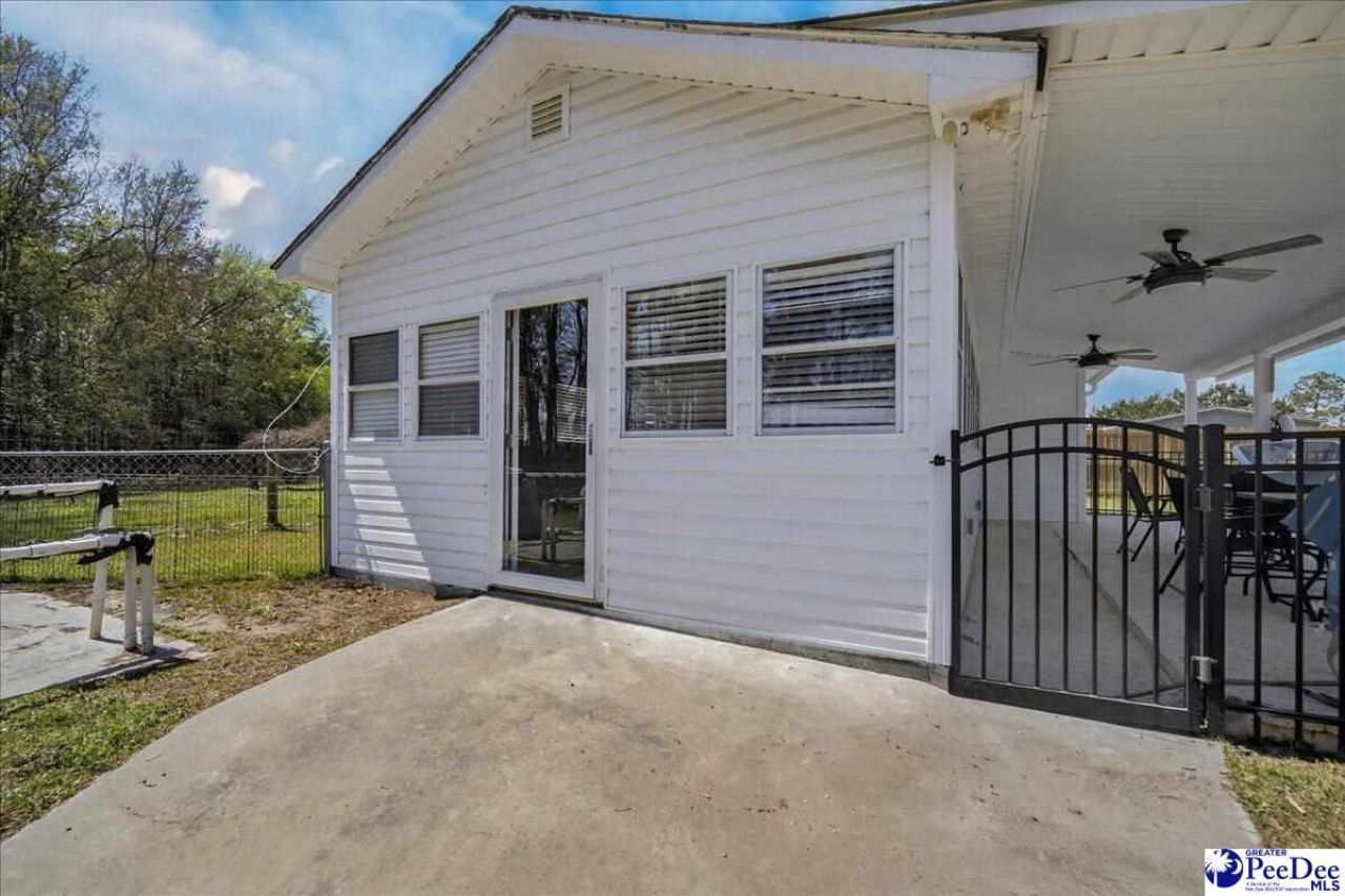 1032 State Road S-21-488 Photo 13