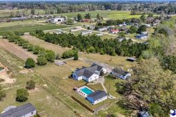 1032 State Road S-21-488 photo 4