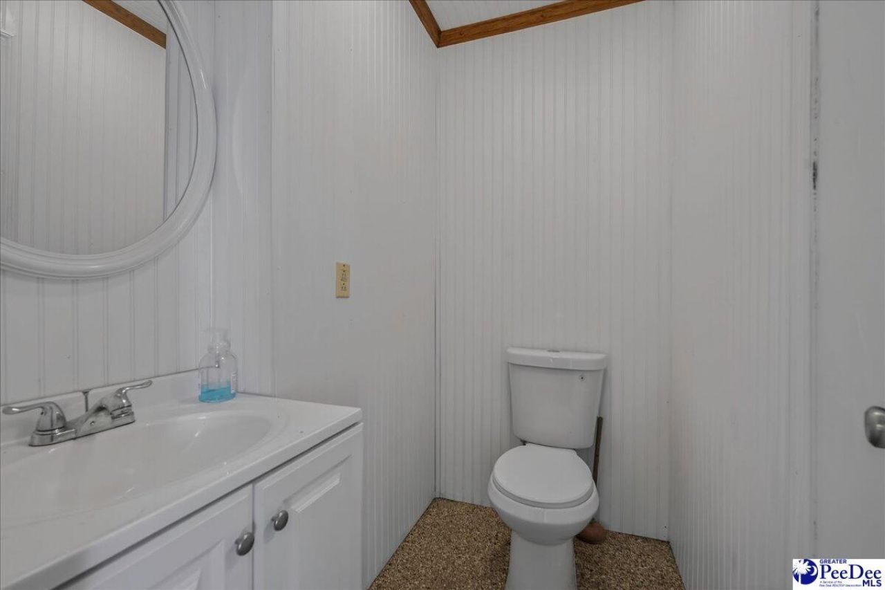 1032 State Road S-21-488 Photo 9