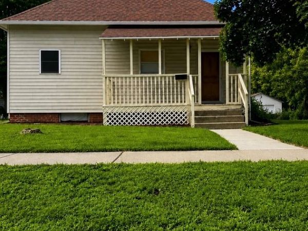 212 W Bodwell Avenue, Rantoul, IL 61866