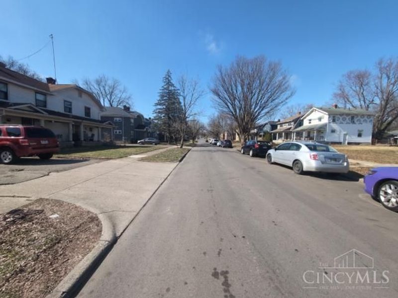 221 W Norman Avenue, Dayton, OH 45405 Photo 5