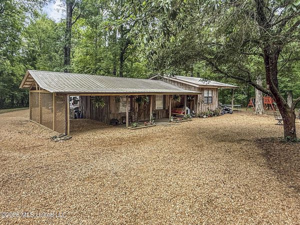 3195 Leatherwood Road, Tylertown, MS 39667