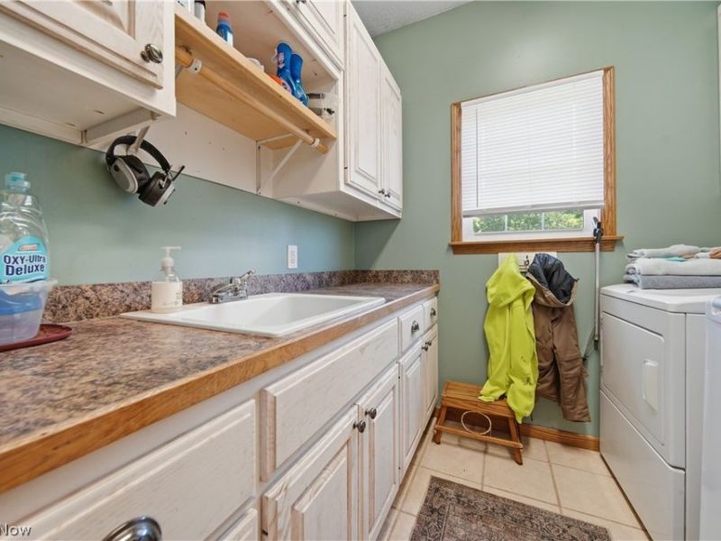12159 Lawndell Road SW, Navarre, OH 44662 Photo 11