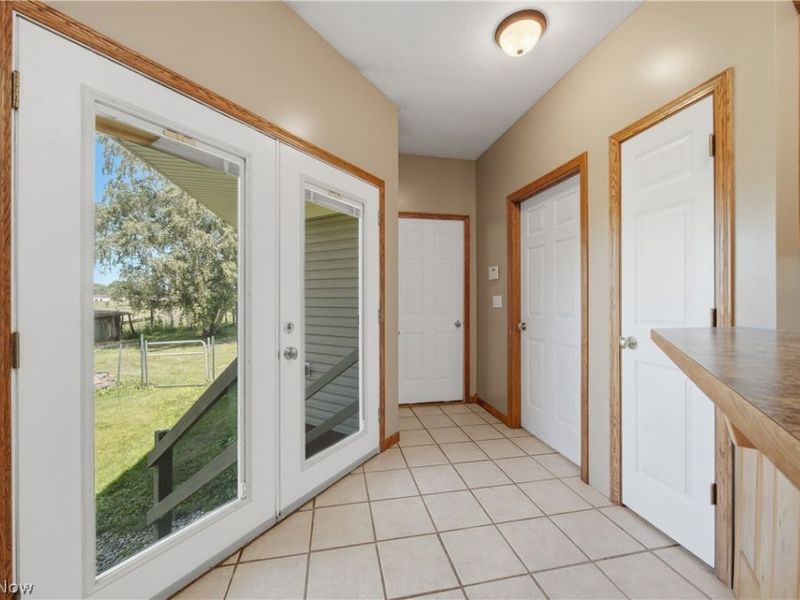 12159 Lawndell Road SW, Navarre, OH 44662 Photo 8