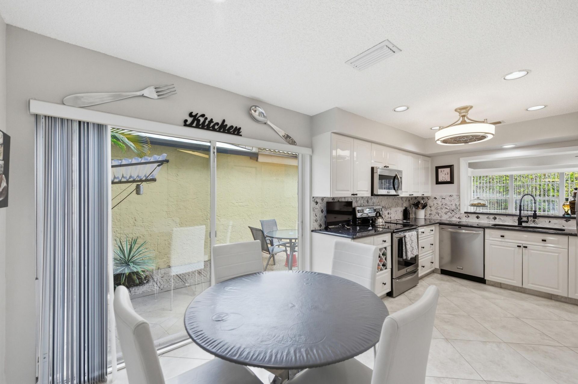 5743 Lakeview Mews Drive, Boynton Beach, FL 33437 Photo