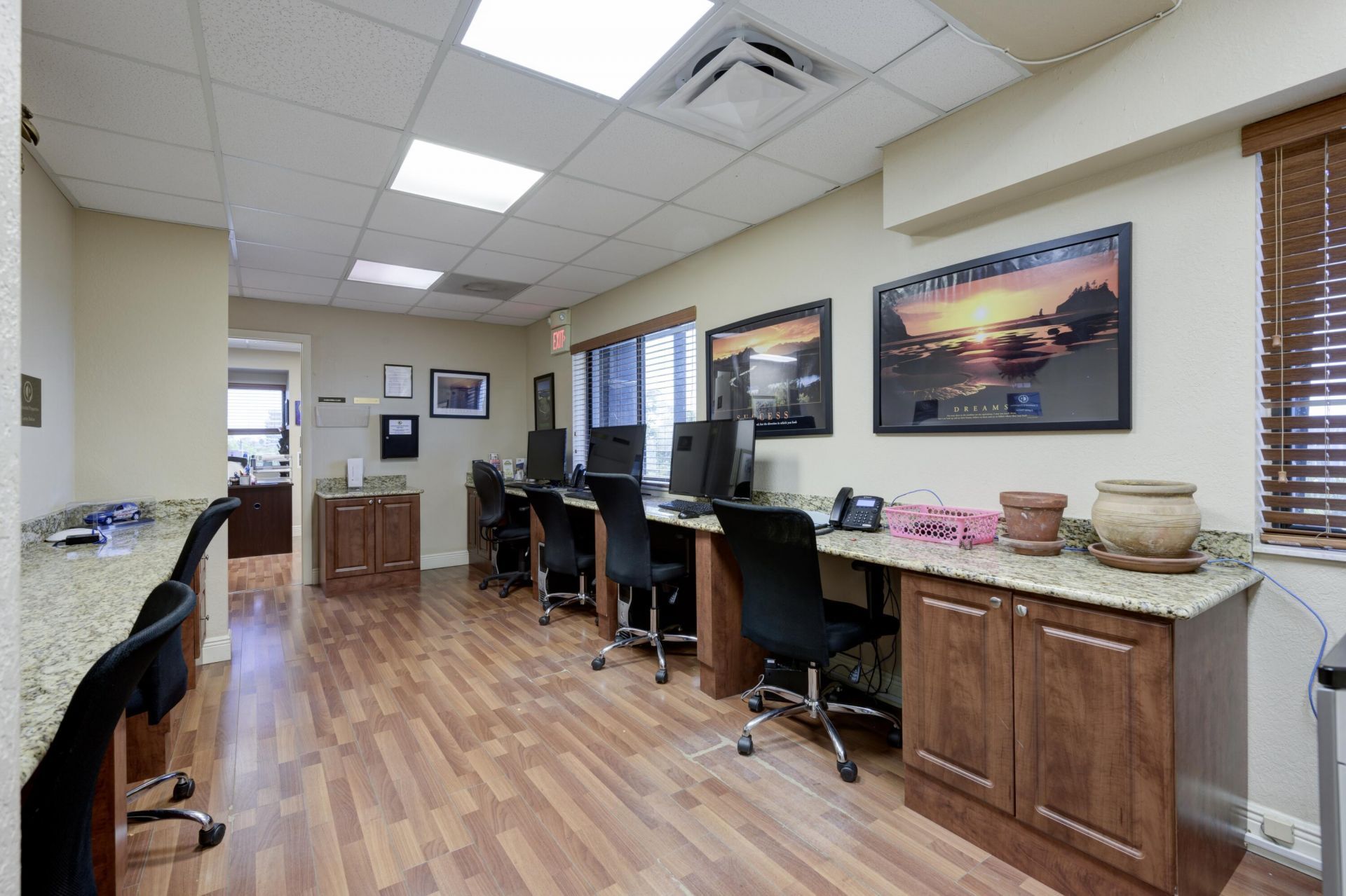 2240 Palm Beach Lakes Boulevard, West Palm Beach, FL 33409 Photo