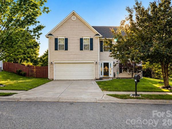 317 Ashton Bluff Circle, Mount Holly, NC 28120