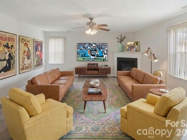 317 Ashton Bluff Circle, Mount Holly, NC 28120