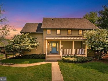 40988 REDWING SONG LANE, LOVETTSVILLE, VA 20180