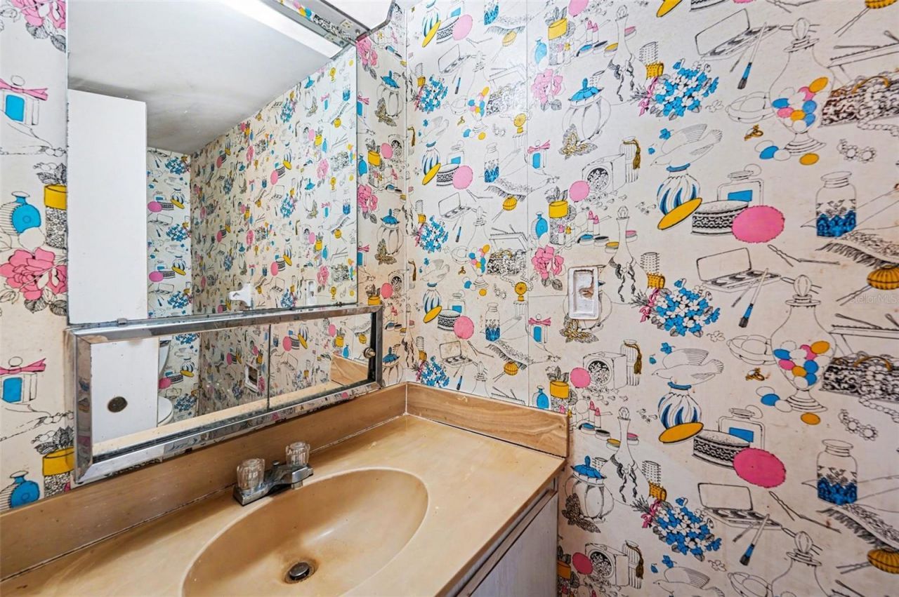 4715 Bay Street Ne, Unit 232, Saint Petersburg, FL 33703 Photo
