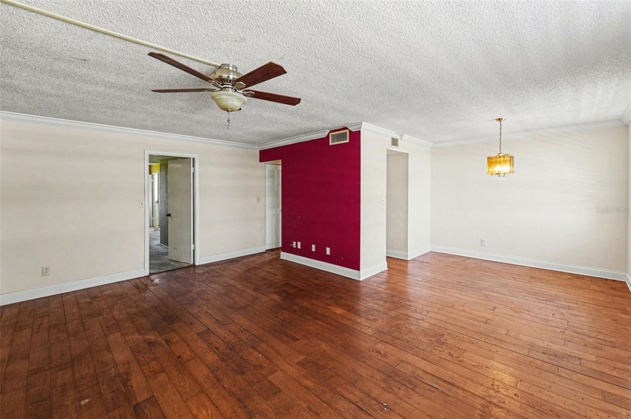 4715 Bay Street Ne, Unit 232, Saint Petersburg, FL 33703 Photo