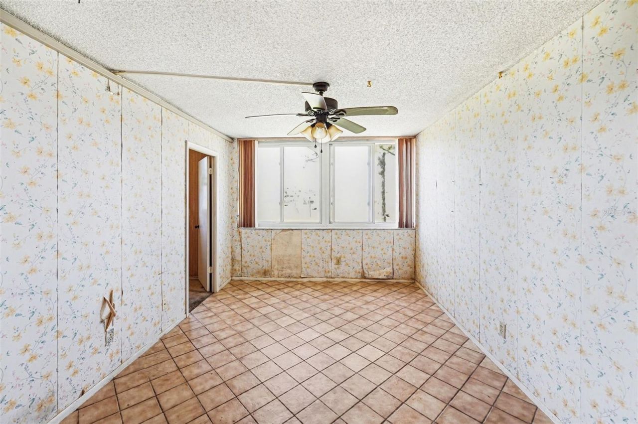 4715 Bay Street Ne, Unit 232, Saint Petersburg, FL 33703 Photo