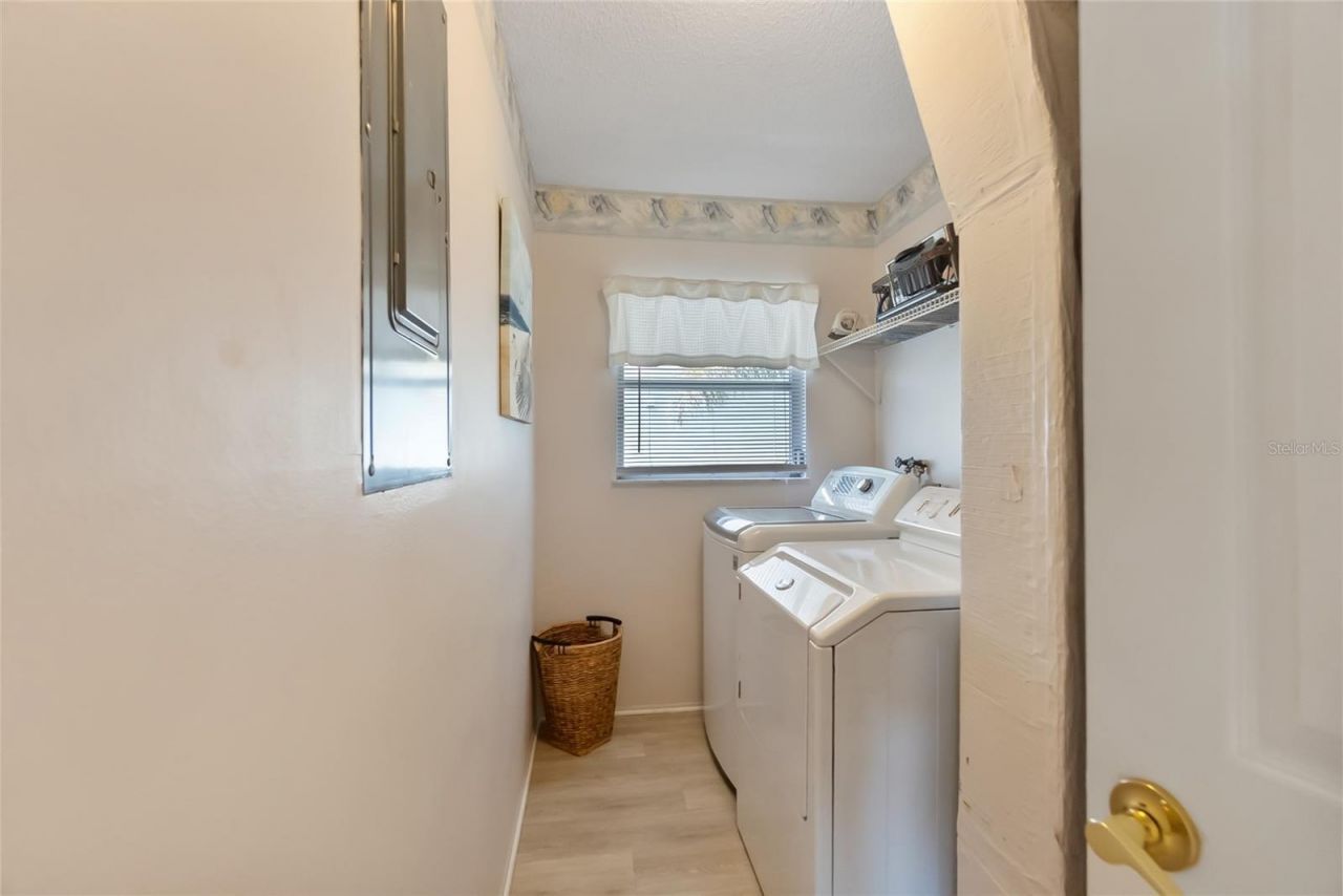 2905 Avenue C, Holmes Beach, FL 34217 Photo