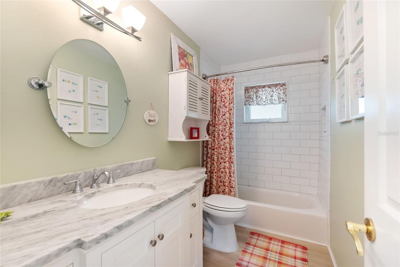 2905 Avenue C, Holmes Beach, FL 34217 Photo
