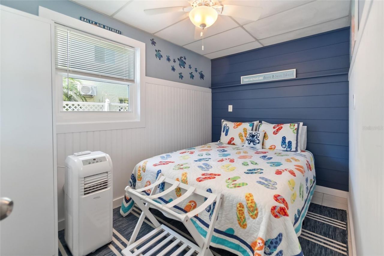 2905 Avenue C, Holmes Beach, FL 34217 Photo