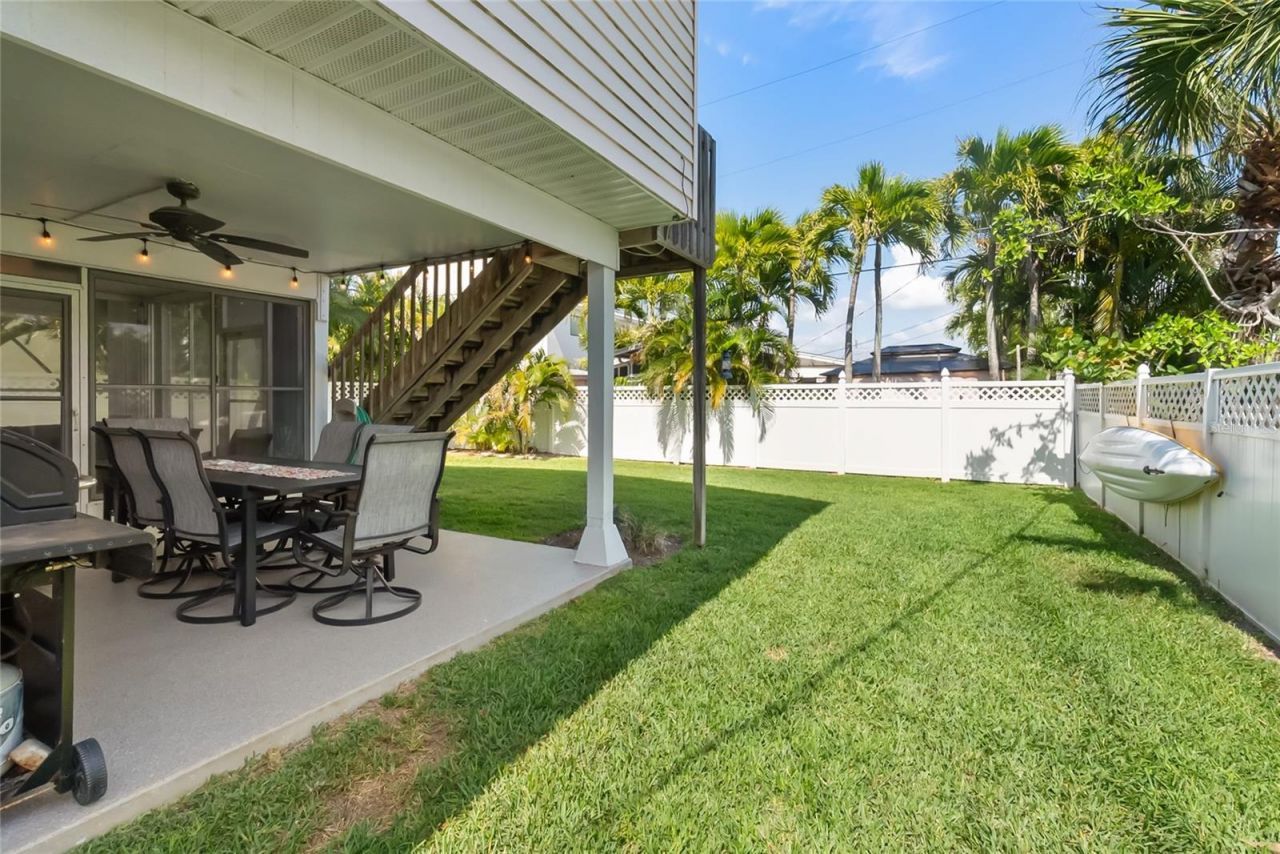 2905 Avenue C, Holmes Beach, FL 34217 Photo