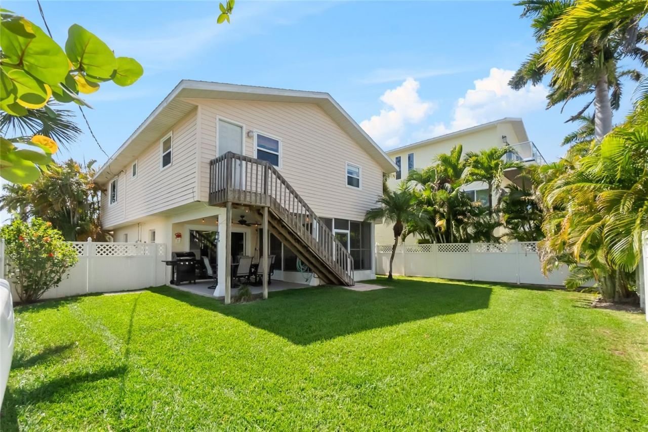 2905 Avenue C, Holmes Beach, FL 34217 Photo