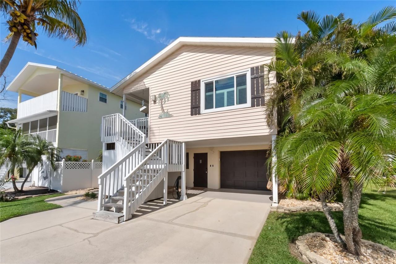 2905 Avenue C, Holmes Beach, FL 34217 Photo