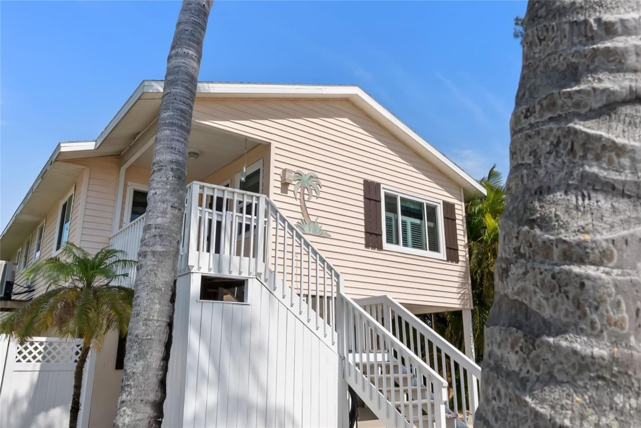 2905 Avenue C, Holmes Beach, FL 34217 Photo