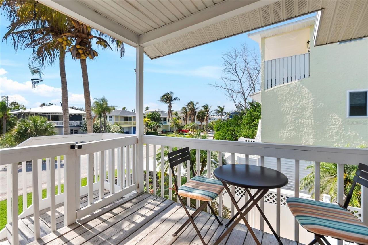 2905 Avenue C, Holmes Beach, FL 34217 Photo