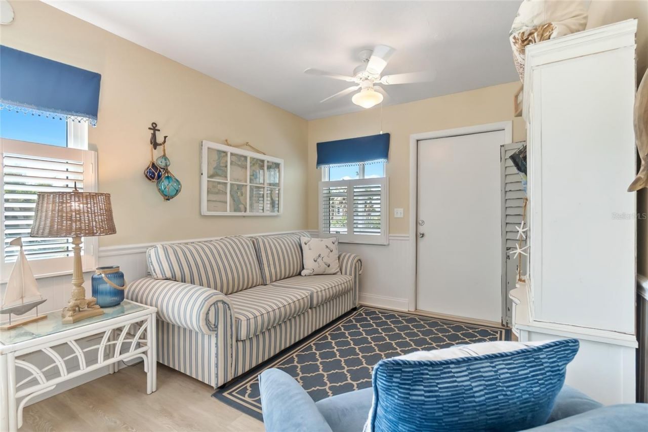 2905 Avenue C, Holmes Beach, FL 34217 Photo