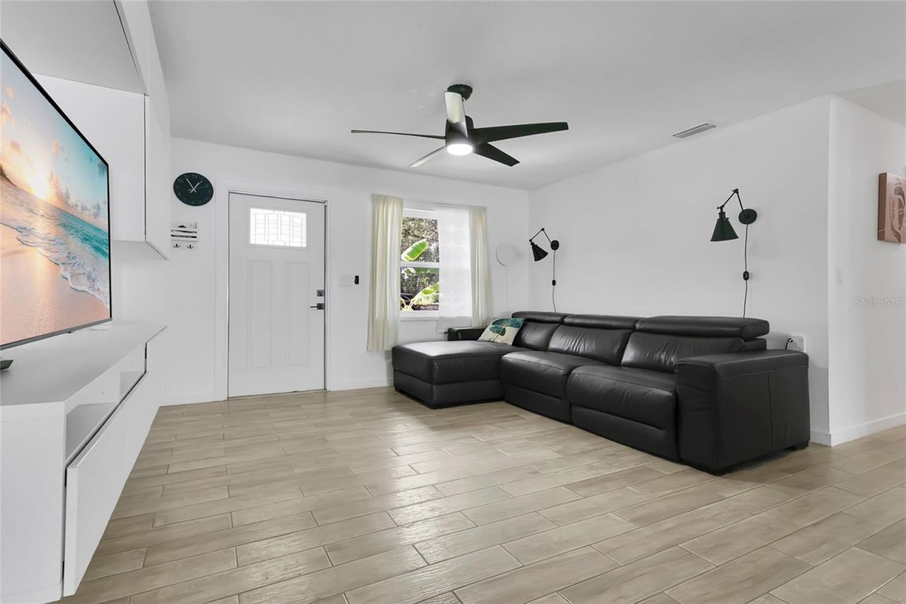 851 Darwin Drive, Altamonte Springs, FL 32701 Photo
