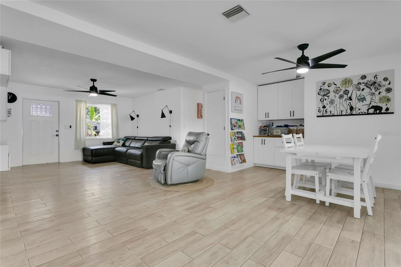 851 Darwin Drive, Altamonte Springs, FL 32701 Photo