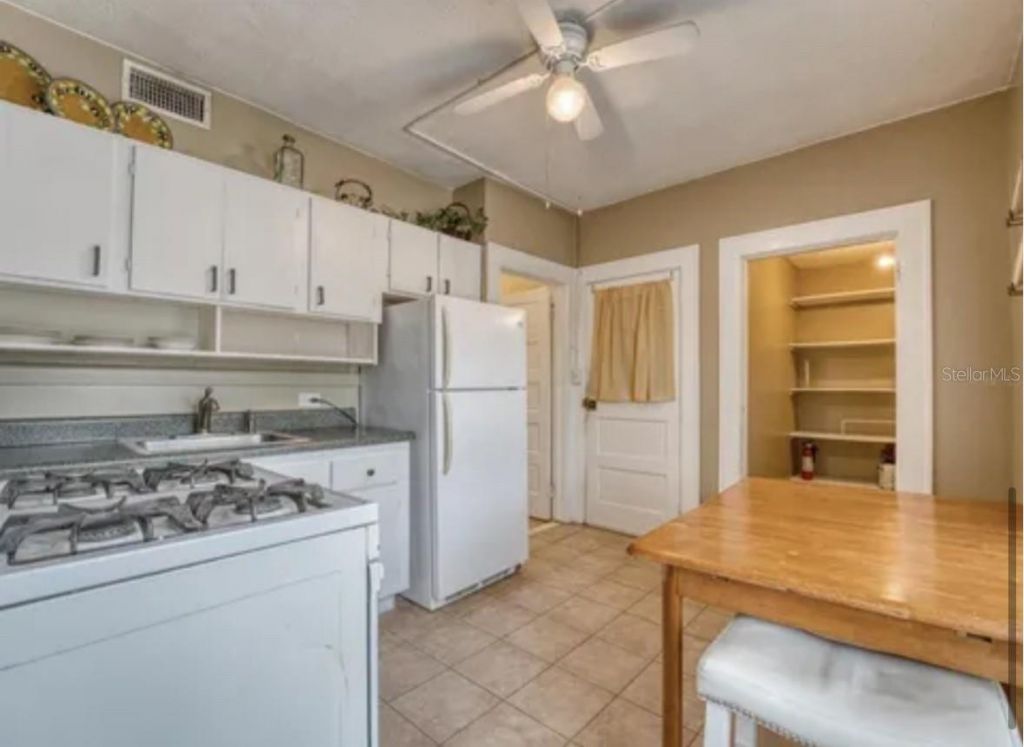 1741 1st Street S, Saint Petersburg, FL 33701 Photo