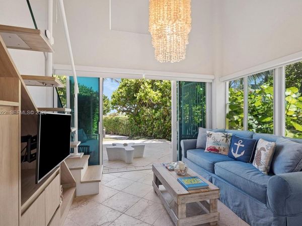 100 S POINTE , Unit CABANA 14, Miami Beach, FL 33139