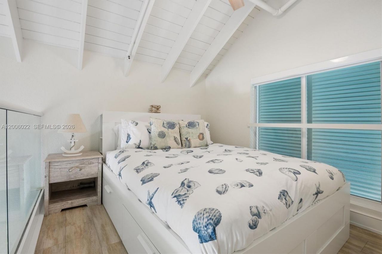 100 S Pointe , Unit CABANA 14, Miami Beach, FL 33139 Photo