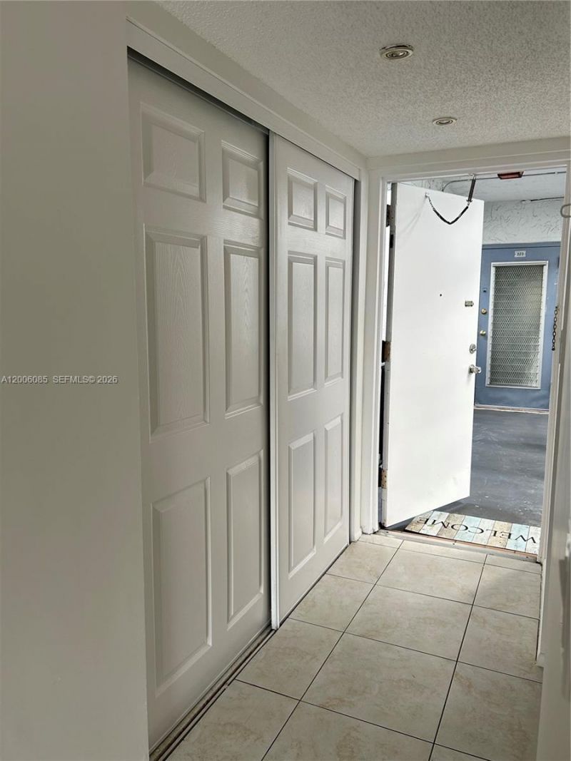 3000 E Sunrise Lakes Dr, Unit 302, Sunrise, FL 33322 Photo