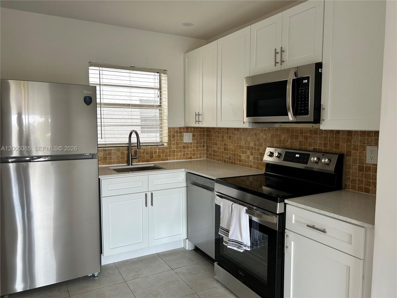 3000 E Sunrise Lakes Dr, Unit 302, Sunrise, FL 33322 Photo
