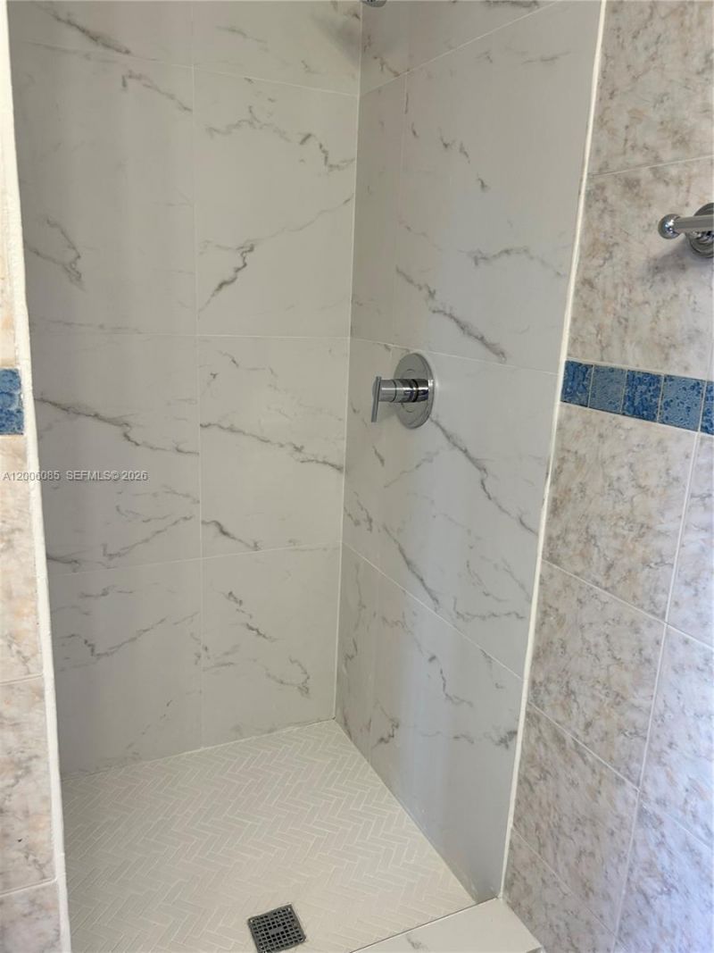 3000 E Sunrise Lakes Dr, Unit 302, Sunrise, FL 33322 Photo