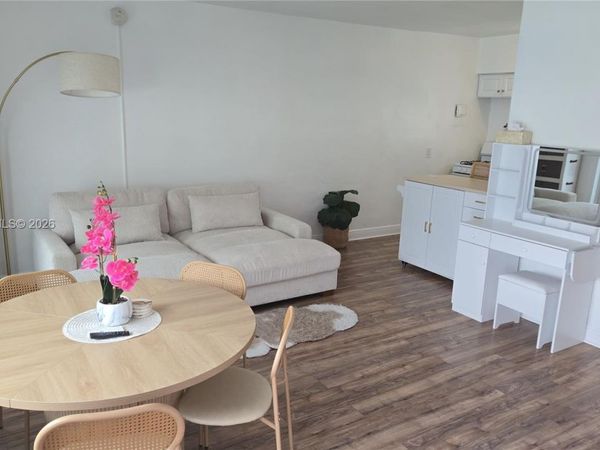 9270 E Bay Harbor Dr , Unit 6B, Bay Harbor Islands, FL 33154