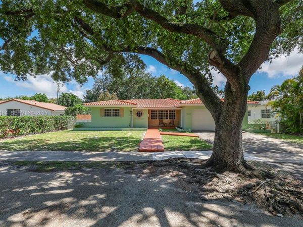 866 NE 99th St, Miami Shores, FL 33138