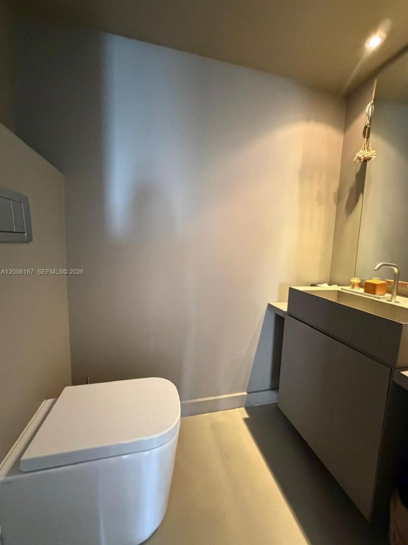 9 Island Ave , Unit 2207, Miami Beach, FL 33139 Photo