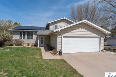 6 Learig Lane, Saint James, MN 56081