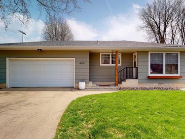 403 3rd Avenue SE, Pine Island, MN 55963