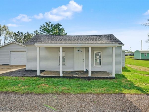 1325 Woods Street , Westville, IL 61883