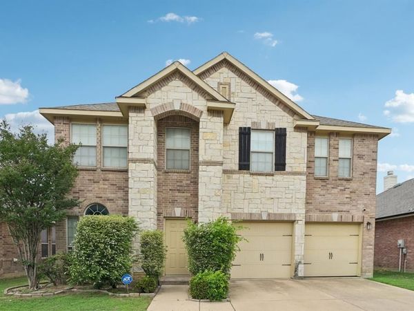 8841 Noontide Drive, Fort Worth, TX 76179