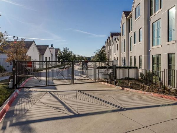 5270 Town And Country Boulevard, Unit 332, Frisco, TX 75034