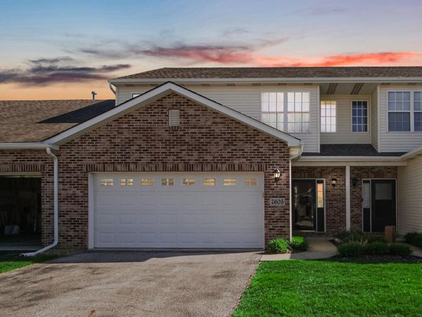 7605 E 111th Lane , Crown Point, IN 46307